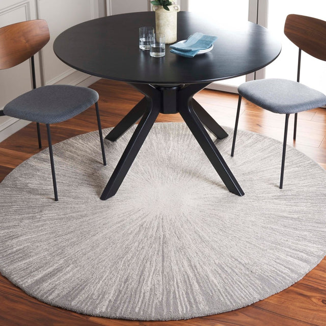 Safavieh Abstract Abt375G Ivory/Silver Rug.