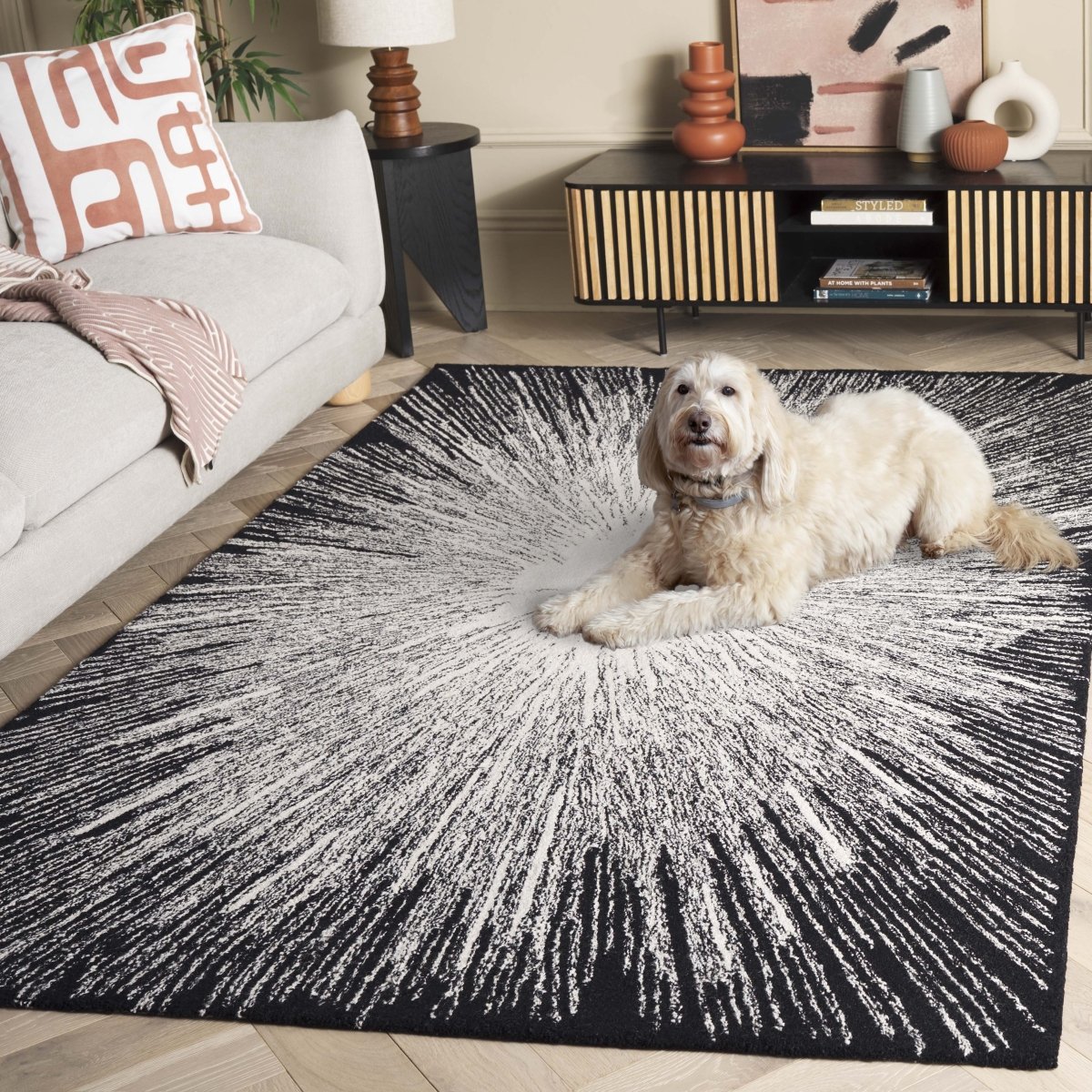Safavieh Abstract Abt375Z Ivory/Black Rug.