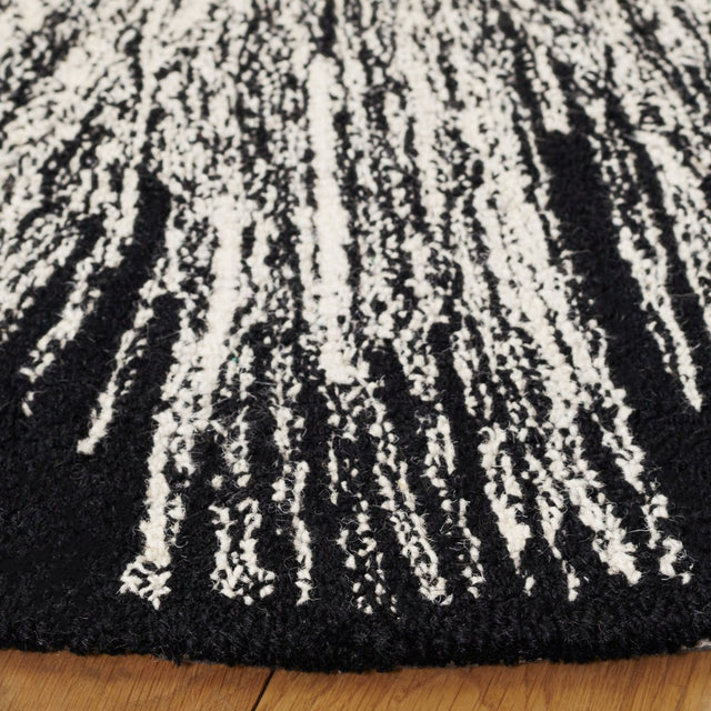 Safavieh Abstract Abt375Z Ivory/Black Rug.