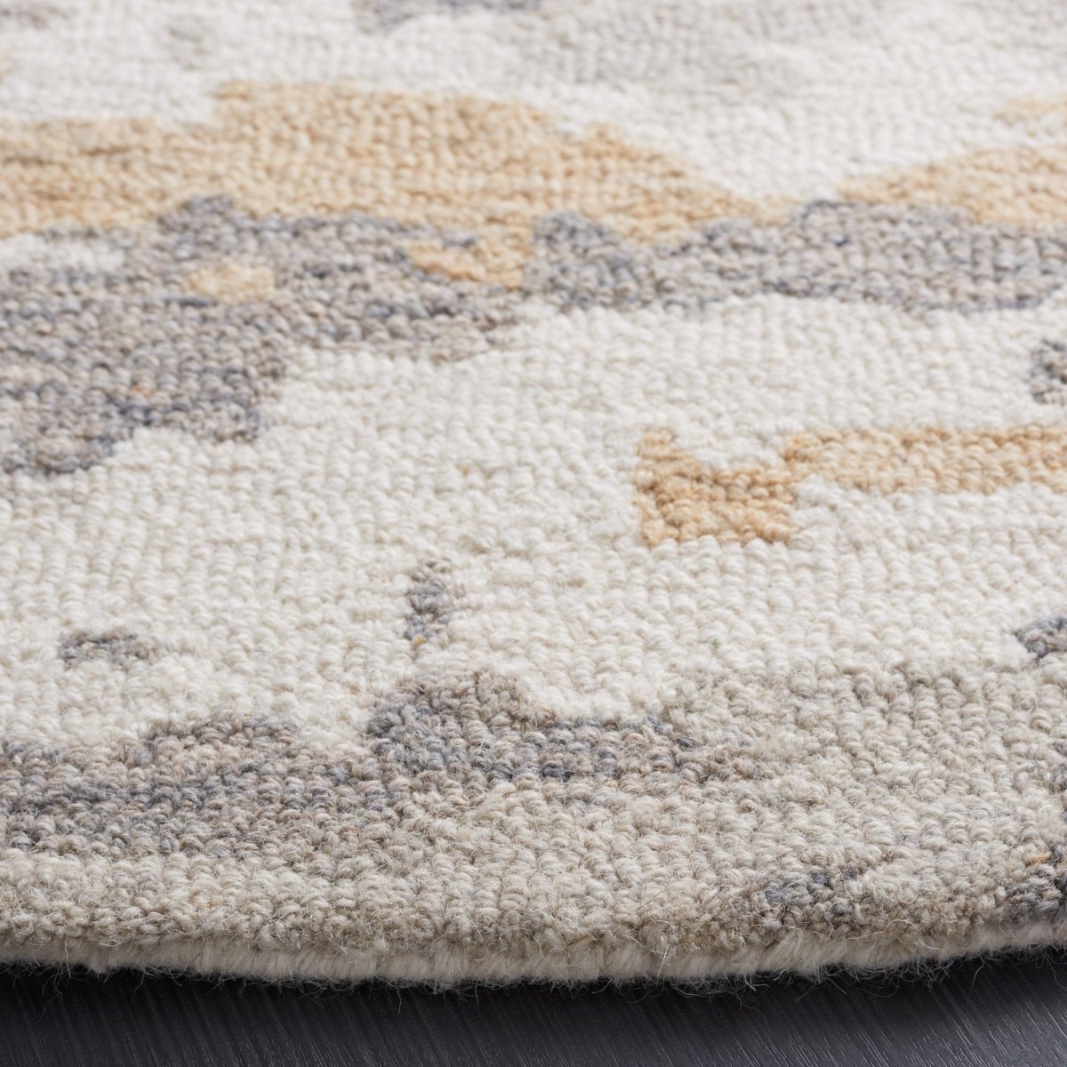 Safavieh Abstract Abt465F Ivory/Grey Rug.