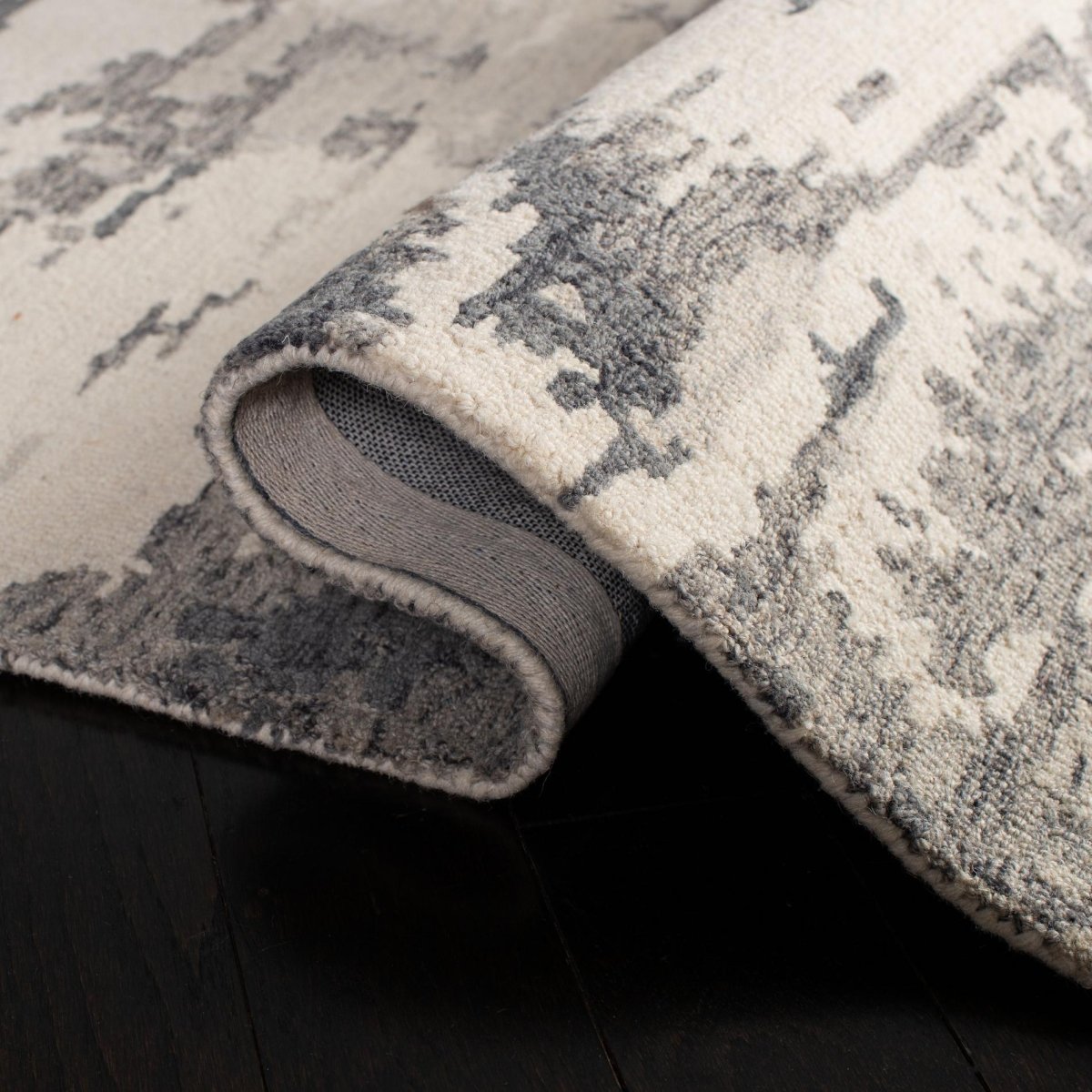 Safavieh Abstract Abt465H Charcoal/Ivory Rug.