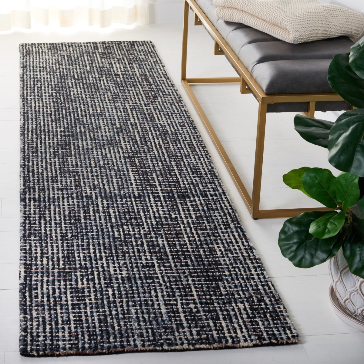 Safavieh Abstract Abt468L Black/Grey Rug.