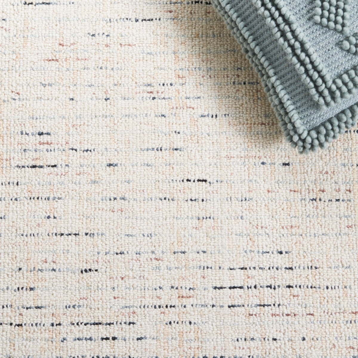 Safavieh Abstract Abt468M Ivory/Blue Rug.