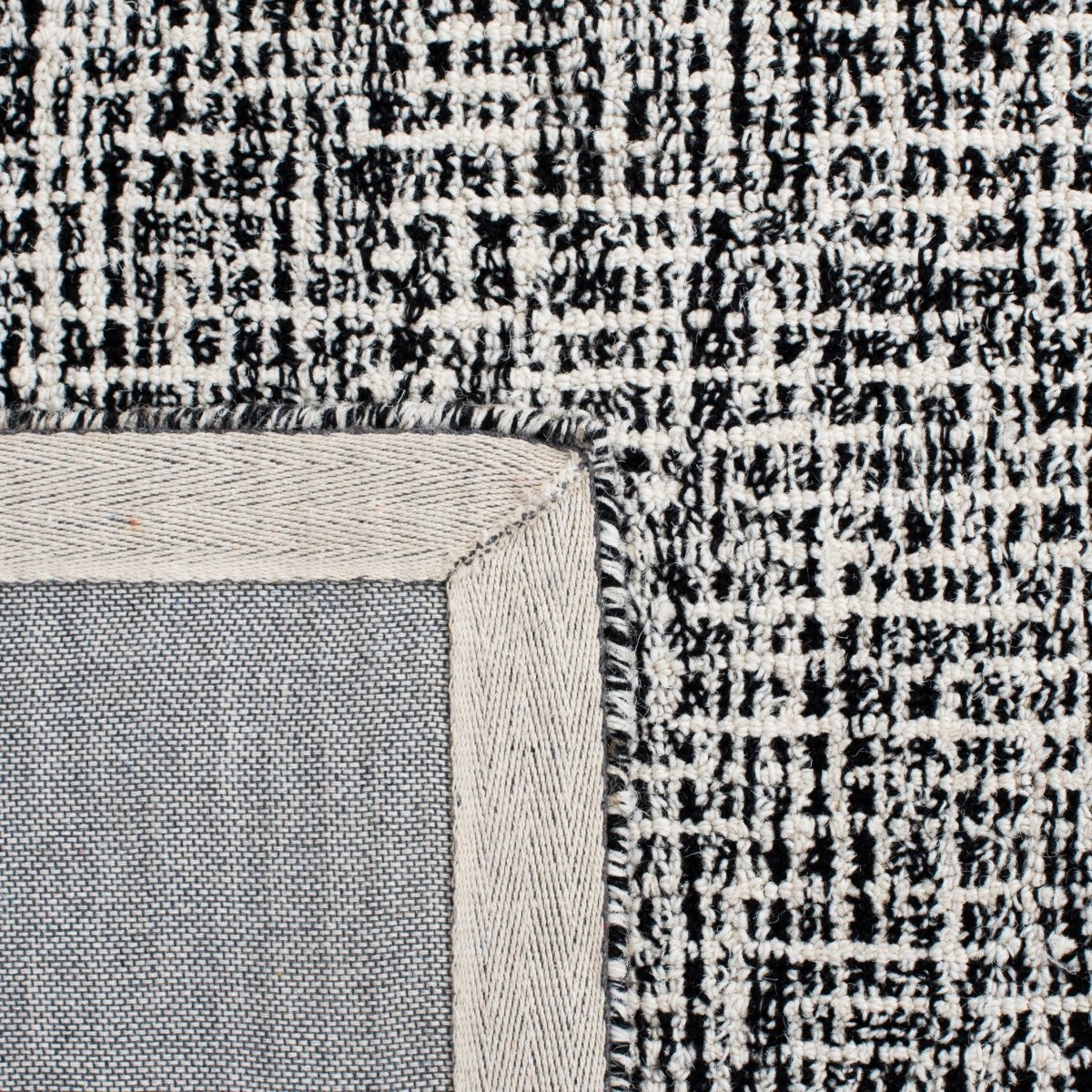 Safavieh Abstract Abt468Z Black/Ivory Rug.
