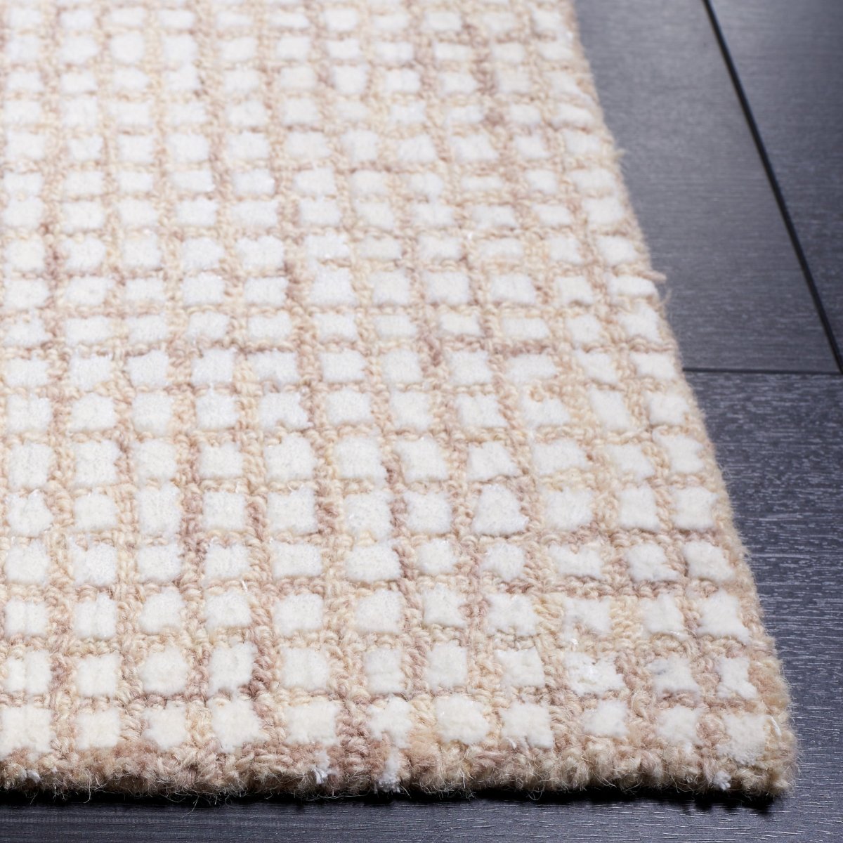 Safavieh Abstract Abt470A Ivory/Beige Rug.