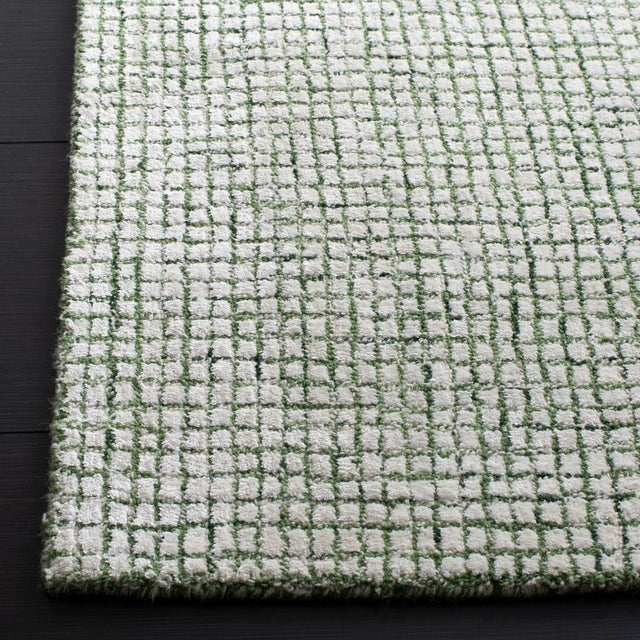 Safavieh Abstract Abt470Y Ivory/Green Rug.