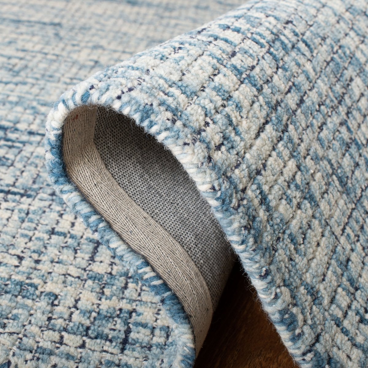 Safavieh Abstract Abt473M Ivory/Navy Rugs.