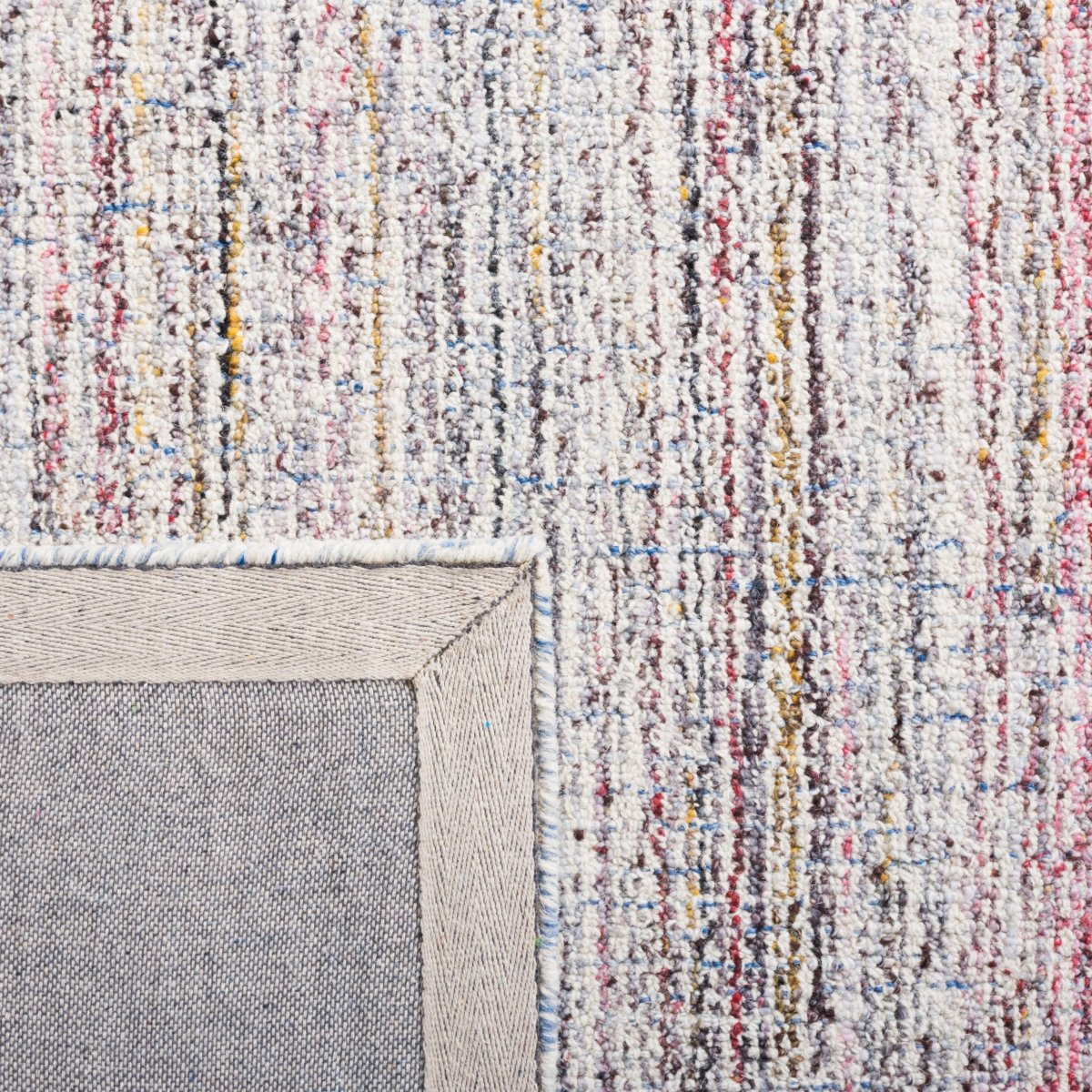 Safavieh Abstract Abt475Q Red/Ivory Rug.