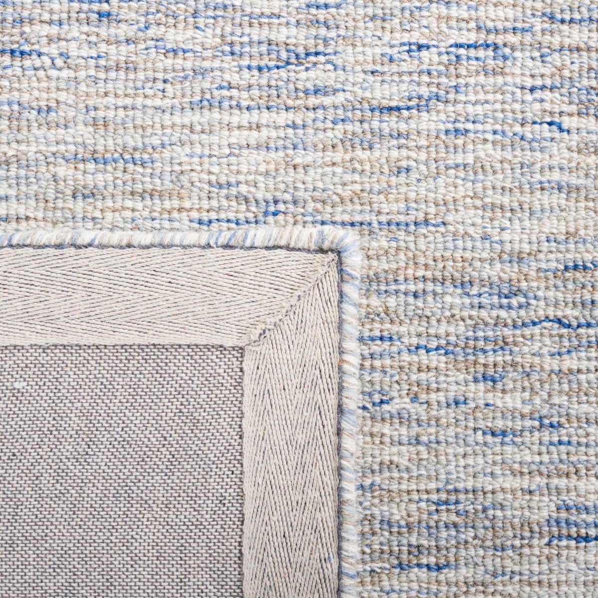 Safavieh Abstract Abt478M Blue/Ivory Rug.