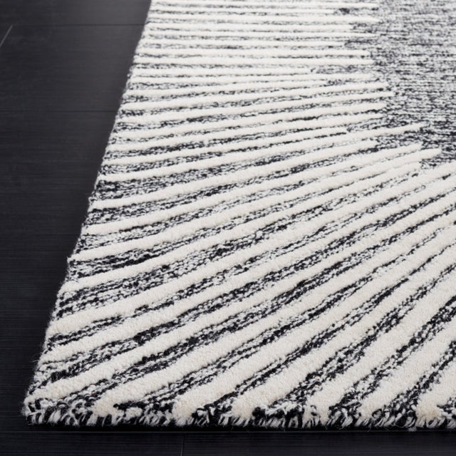 Safavieh Abstract Abt478Z Black/Ivory Rug.