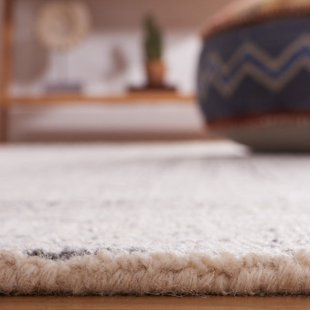 Safavieh Abstract Abt480Z Black/Ivory Rug.