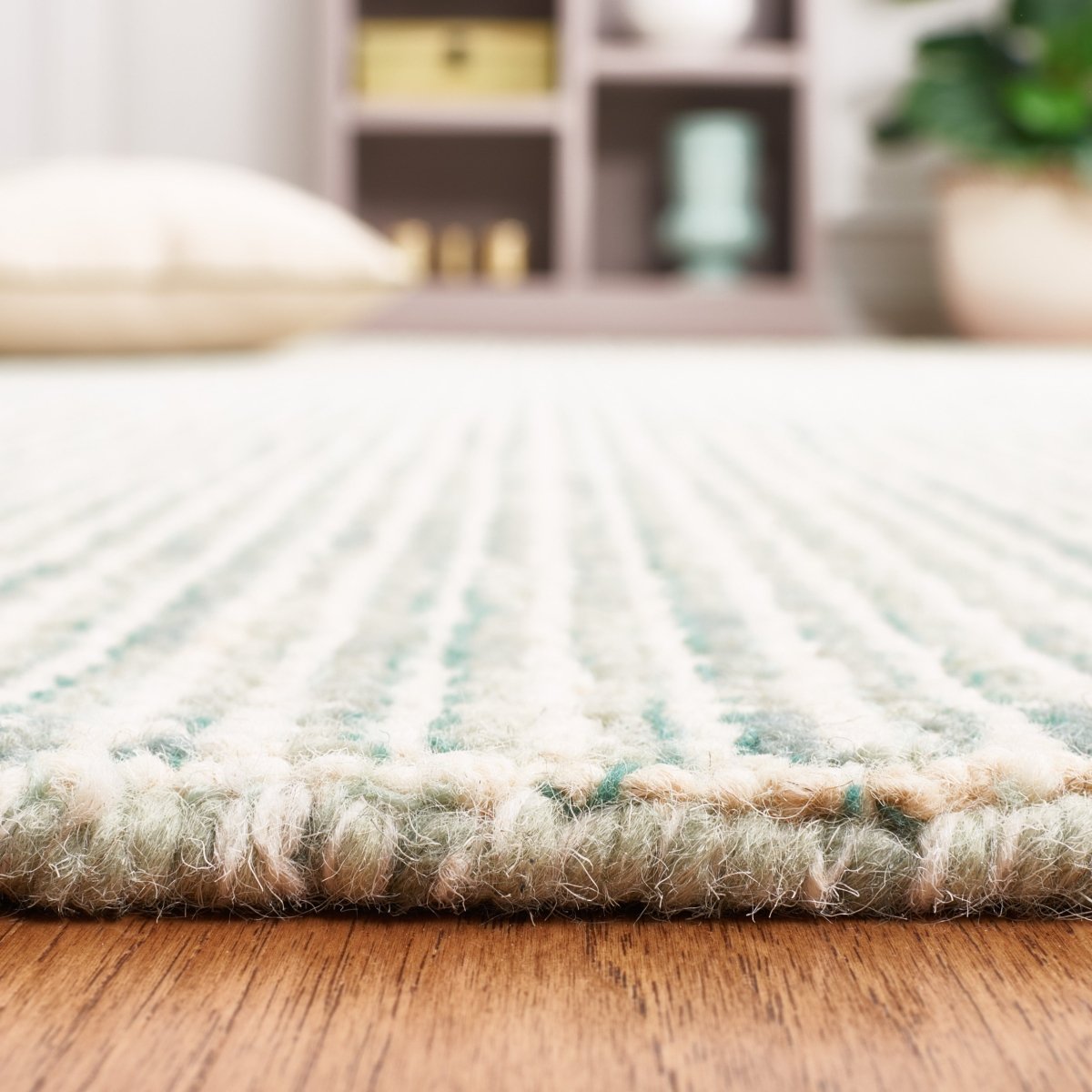 Safavieh Abstract Abt484Y Green/Ivory Rug.
