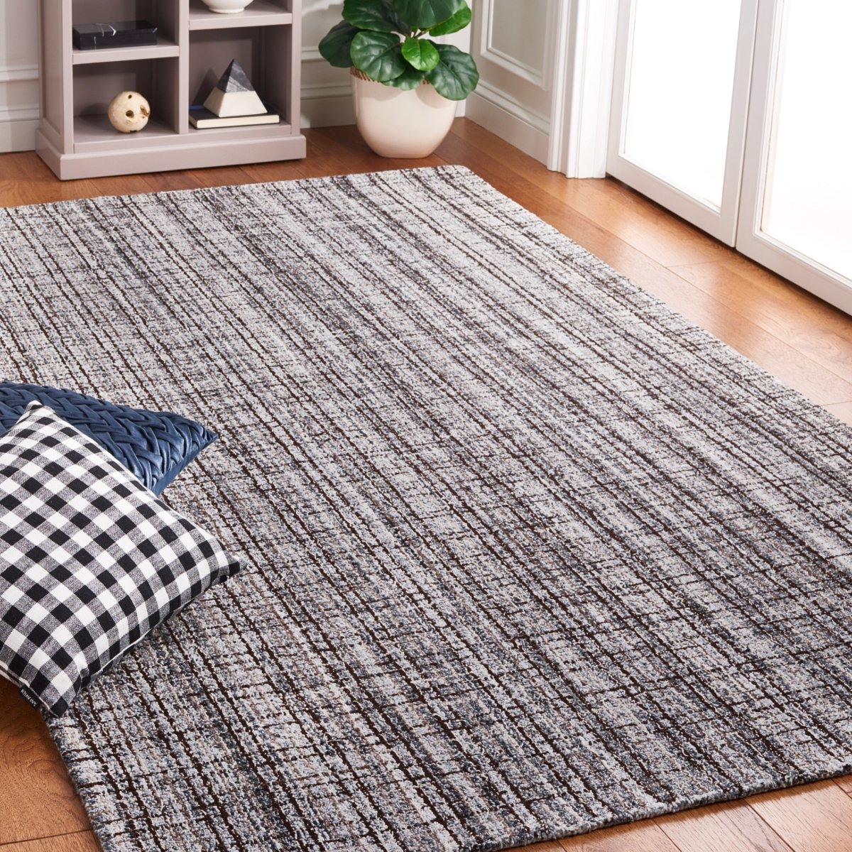 Safavieh Abstract Abt486F Grey/Brown Rug.