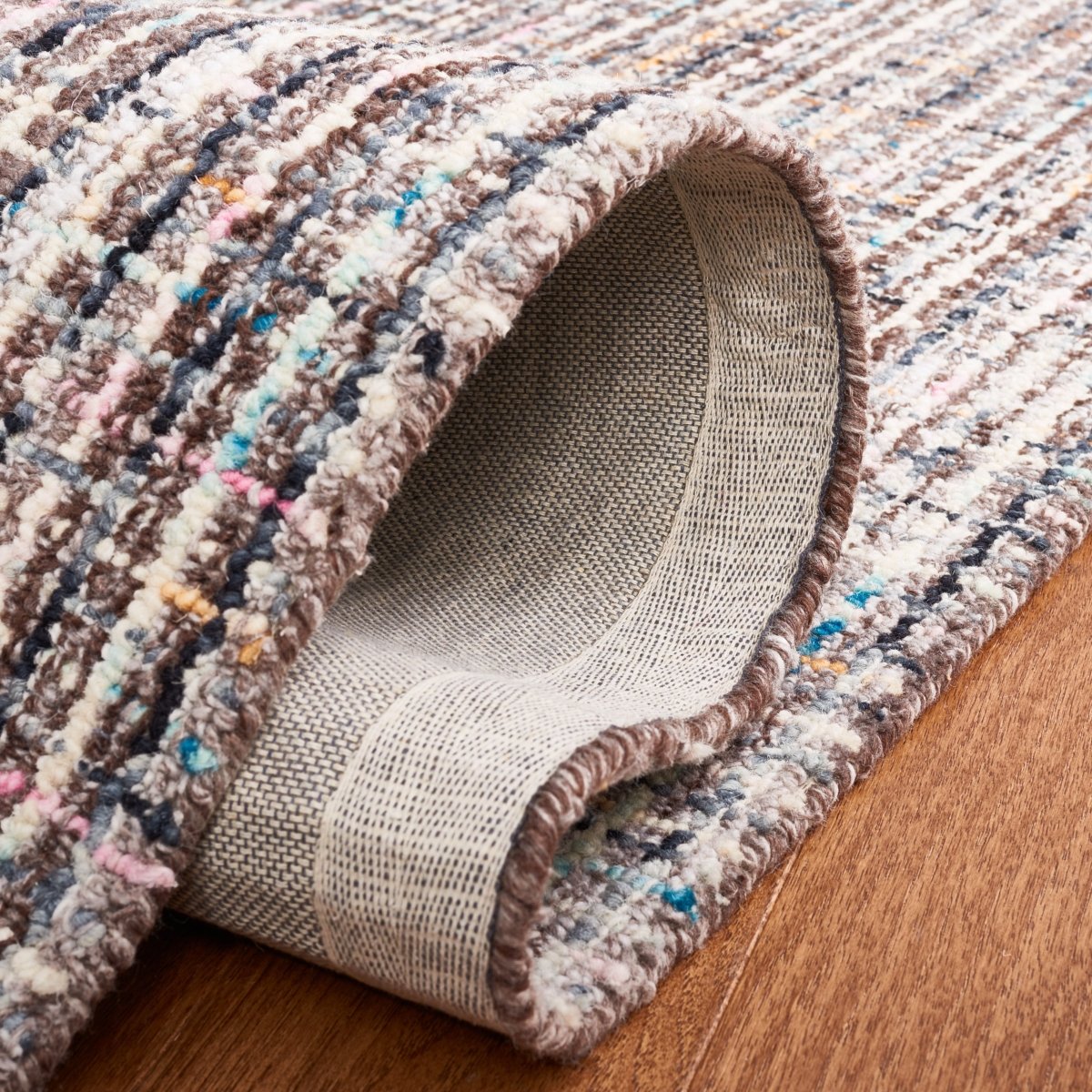 Safavieh Abstract Abt489F Grey/Brown Rug.