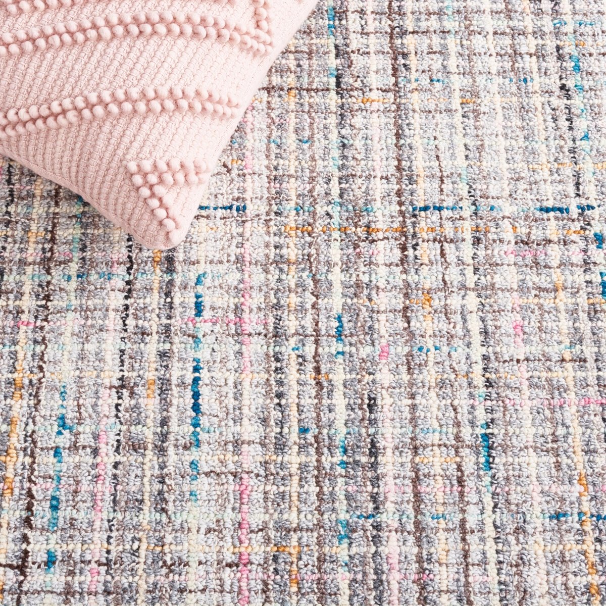 Safavieh Abstract Abt490U Pink/Brown Rug.