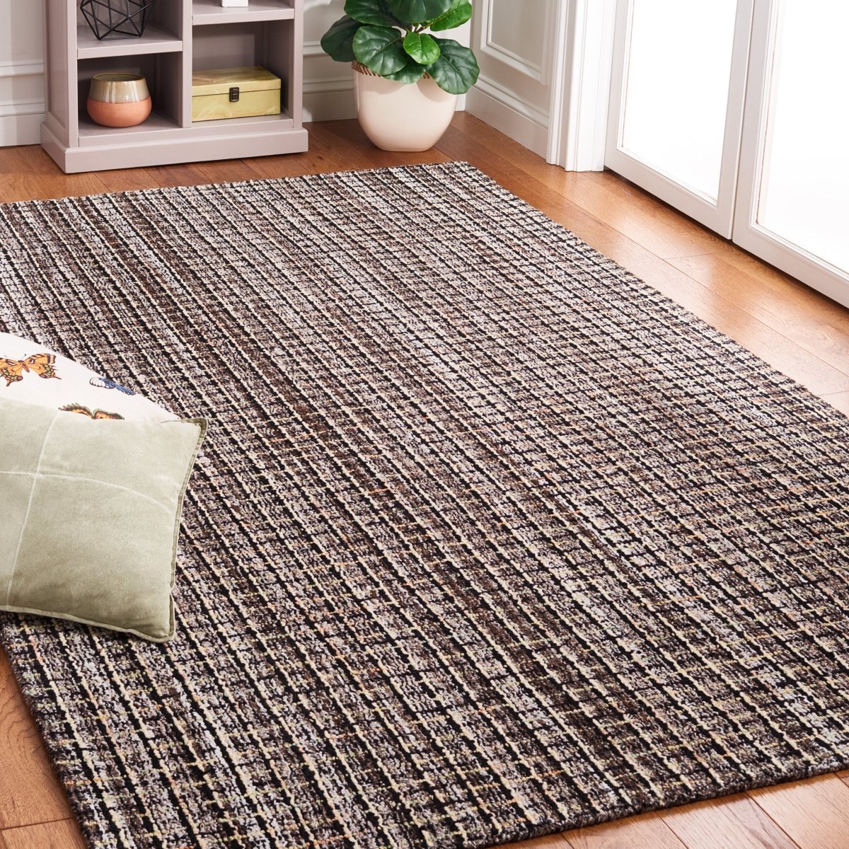 Safavieh Abstract Abt491T Brown/Black Rug.