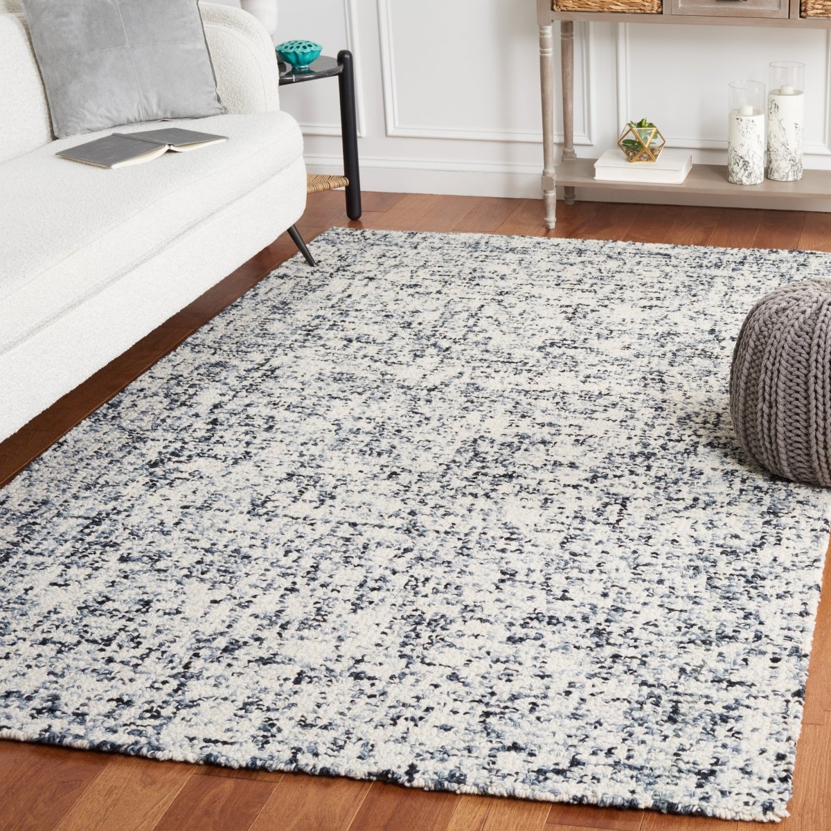 Safavieh Abstract Abt495Z Black/Ivory Rug.
