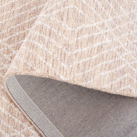Safavieh Abstract Abt499B Beige/Ivory Rug.