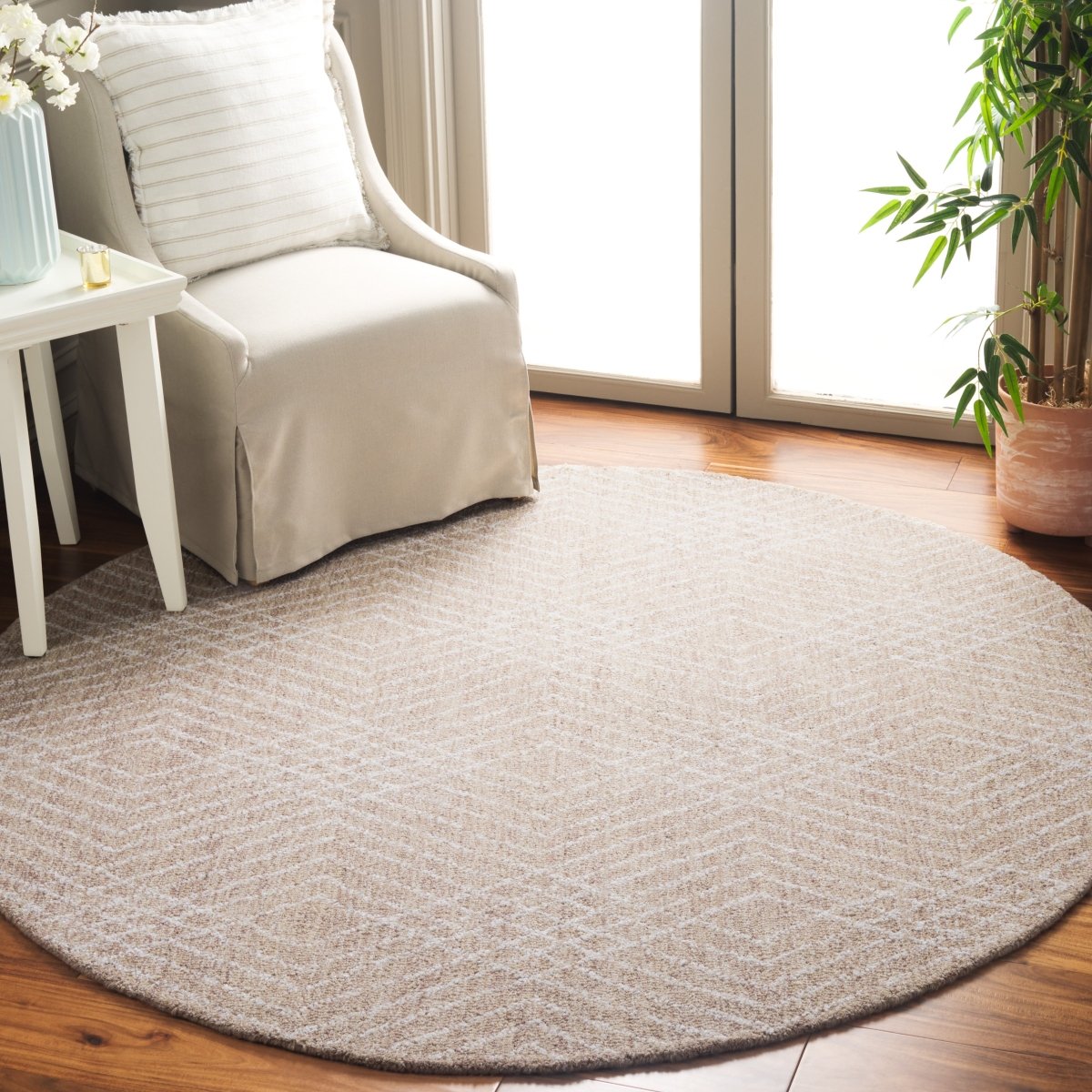 Safavieh Abstract Abt499B Beige/Ivory Rug.