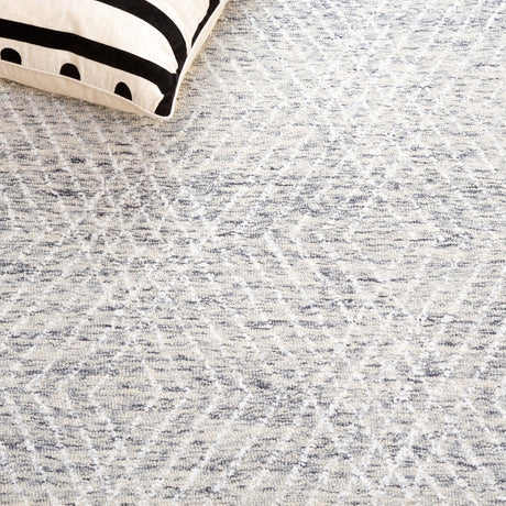 Safavieh Abstract Abt499F Grey/Ivory Rug.