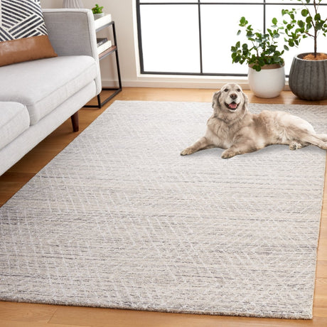 Safavieh Abstract Abt499G Silver/Ivory Rug.