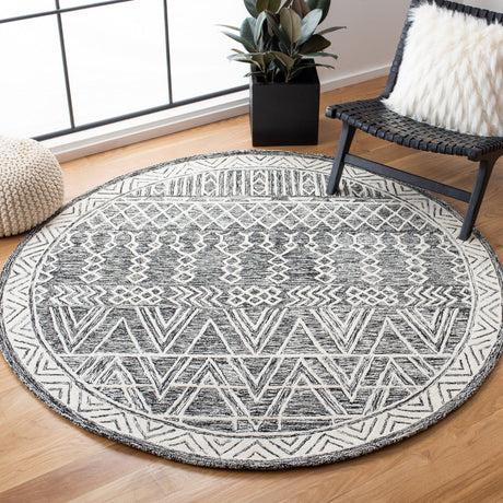 Safavieh Abstract Abt558A Ivory/Black Rug.