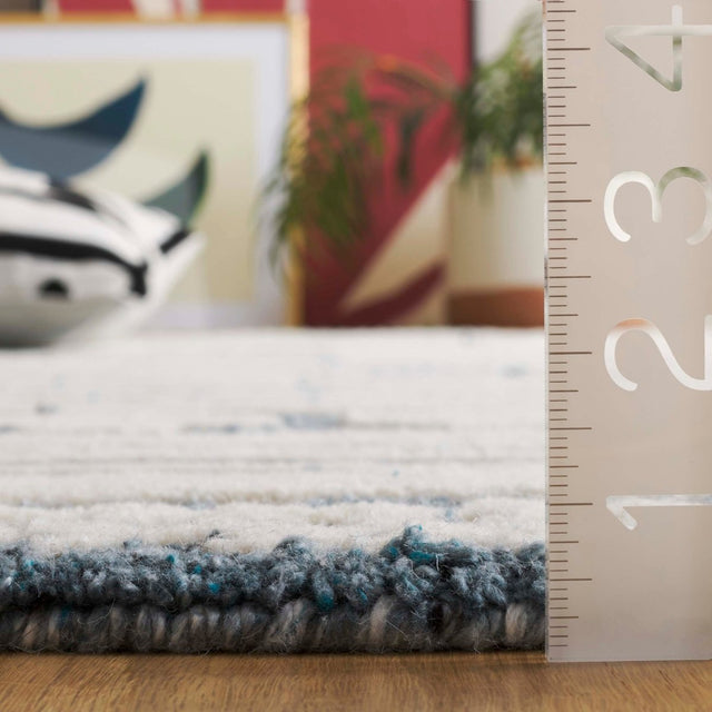 Safavieh Abstract Abt559F Grey/Ivory Rug.