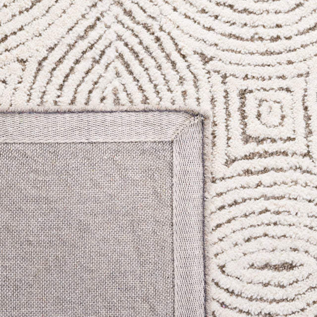 Safavieh Abstract Abt575B Beige/Ivory Rug.