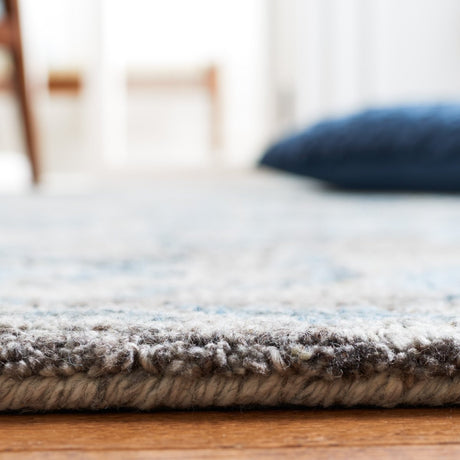 Safavieh Abstract Abt608F Grey/Blue Rug.