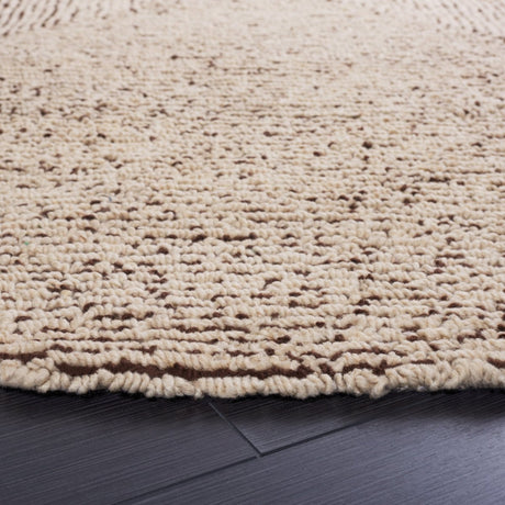 Safavieh Abstract Abt609A Ivory/Black Rug.