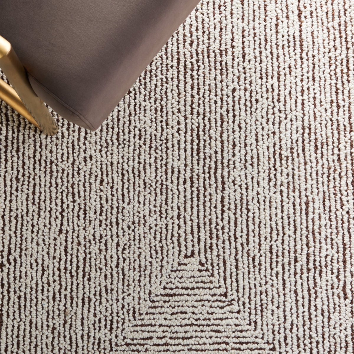 Safavieh Abstract Abt609A Ivory/Black Rug.