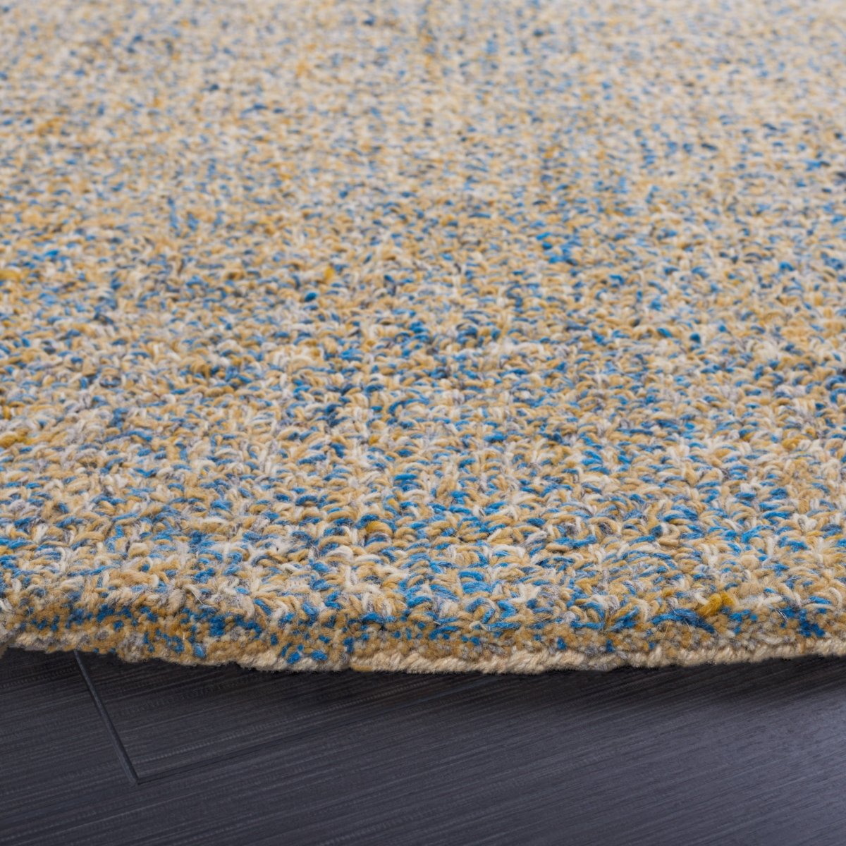 Safavieh Abstract Abt611M Blue/Gold Rug.