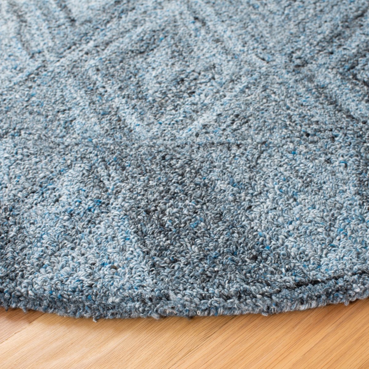 Safavieh Abstract Abt618M Blue/Black Rug.