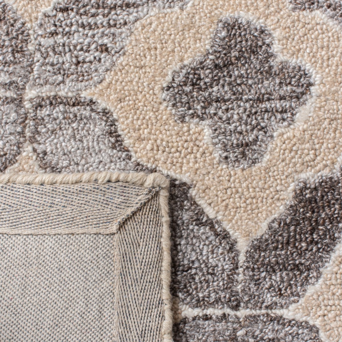 Safavieh Abstract Abt634B Beige/Grey Rugs.
