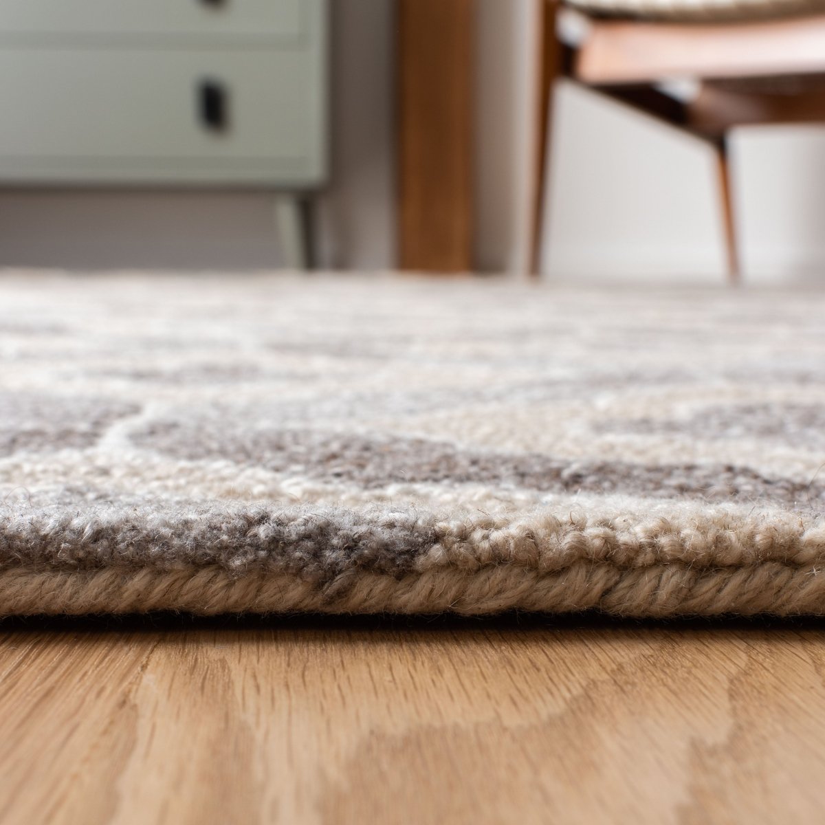 Safavieh Abstract Abt634B Beige/Grey Rugs.
