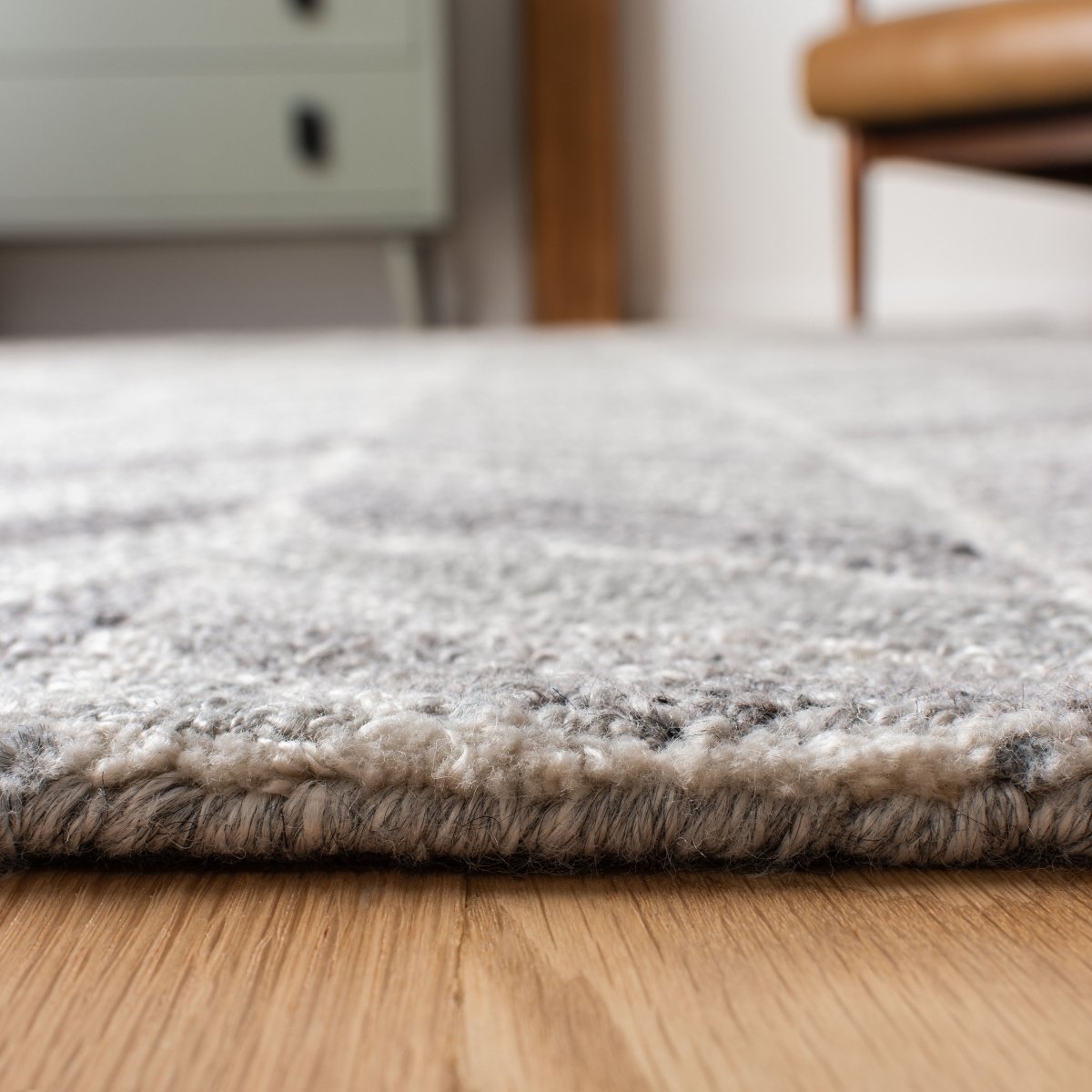 Safavieh Abstract Abt636F Grey Rugs.