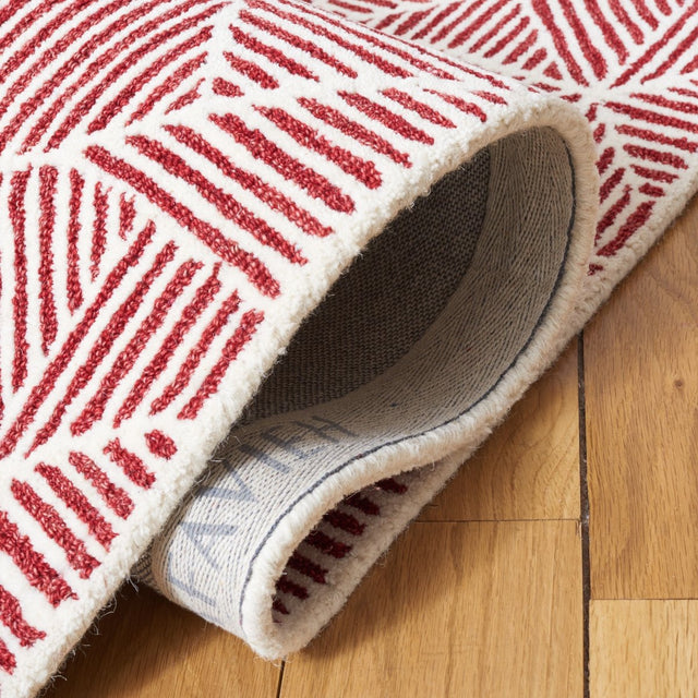 Safavieh Abstract Abt763Q Red/Ivory Rug.