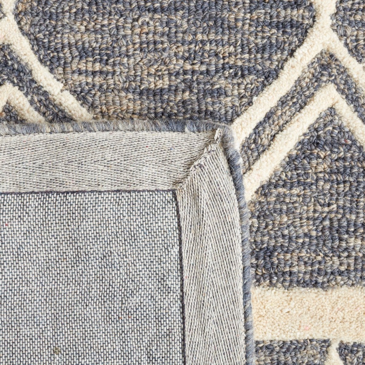 Safavieh Abstract Abt851F Grey/Ivory Rugs.