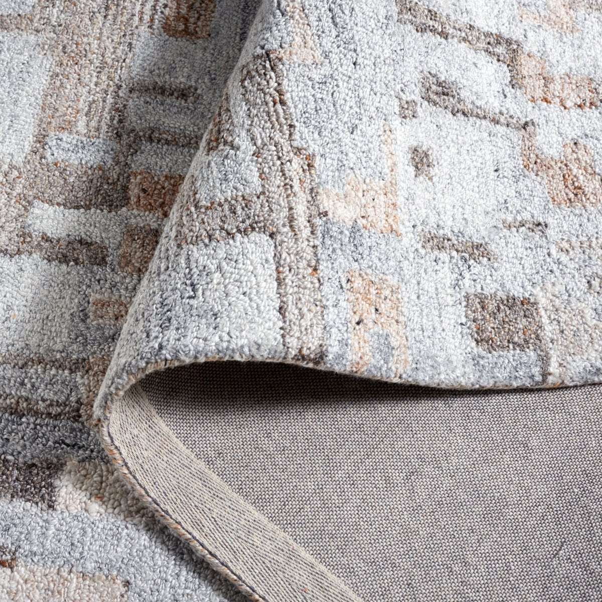 Safavieh Abstract Abt875F Grey/Brown Rug.