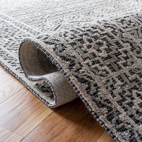 Safavieh Abstract Abt967F Grey/Black Rugs.