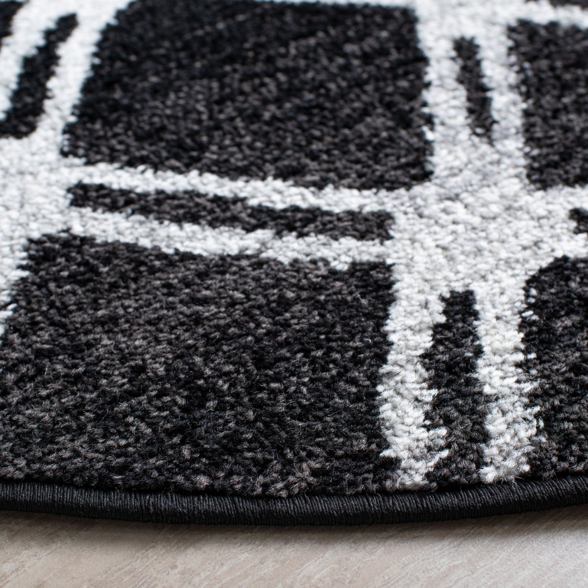 Safavieh Adirondack Adr105F Black/Light Grey Rugs.