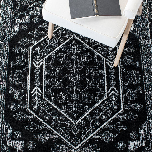 Safavieh Adirondack Adr108Z Black/Ivory Rug.