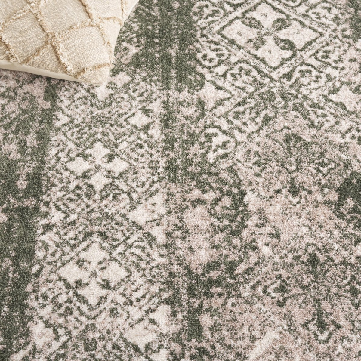 Safavieh Adirondack Adr111Y Dark Green/Ivory Rug.