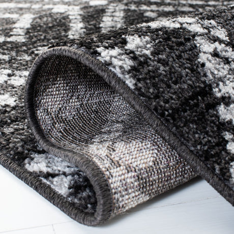 Safavieh Adirondack Adr131A Black/Ivory Rug.