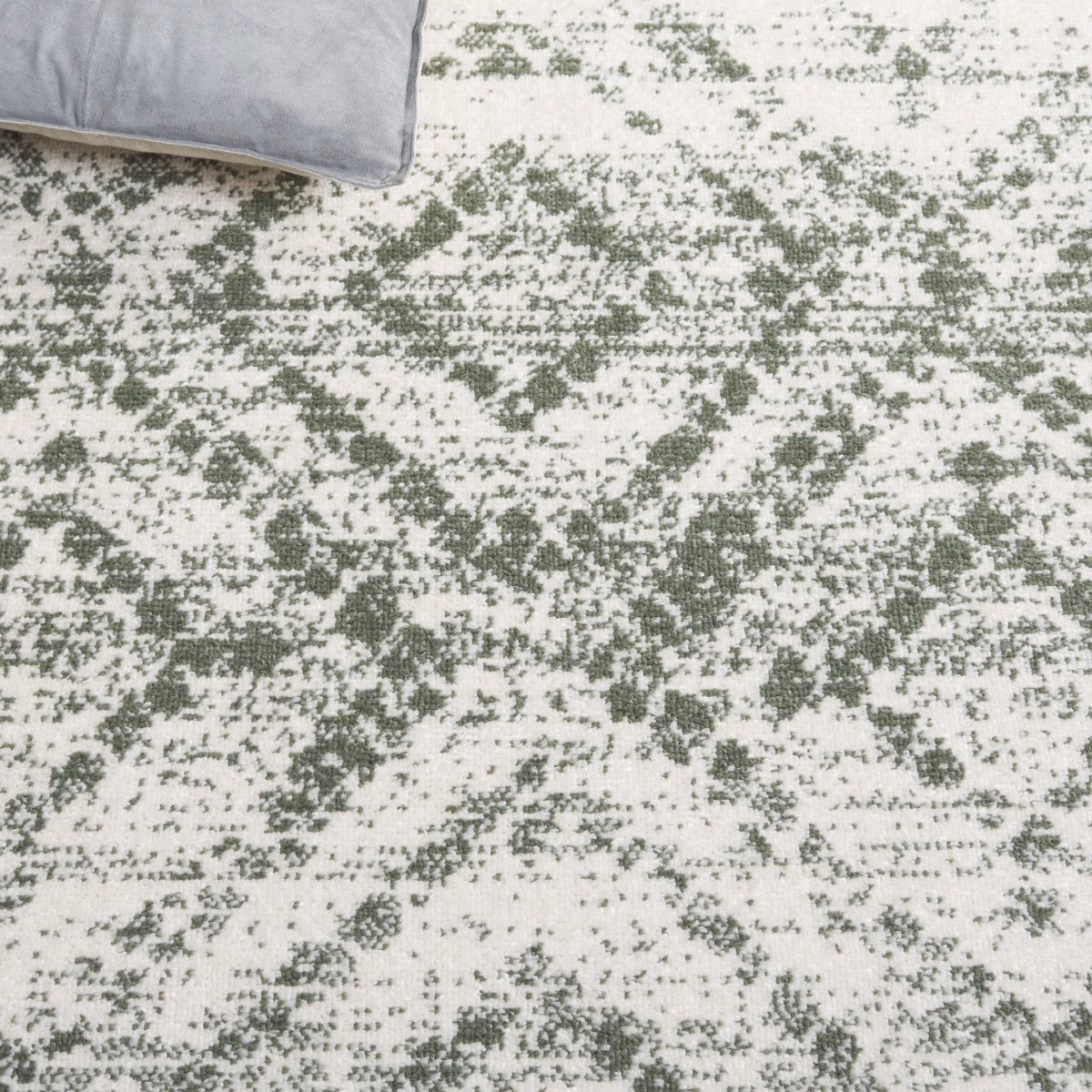 Safavieh Adirondack Adr131W Ivory/Dark Green Rug.