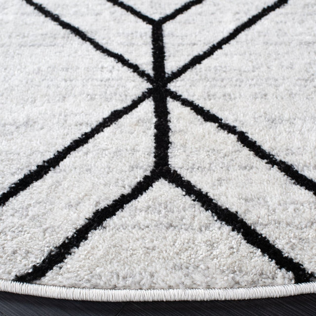 Safavieh Adirondack Adr241A Ivory/Black Rug.