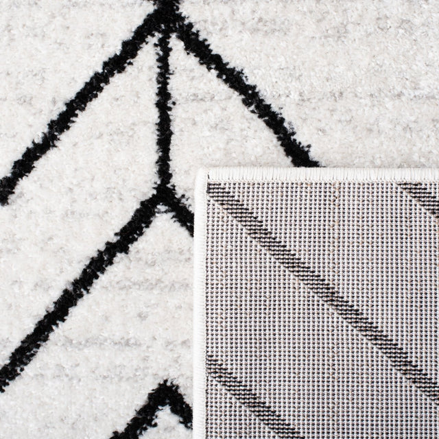 Safavieh Adirondack Adr241A Ivory/Black Rug.