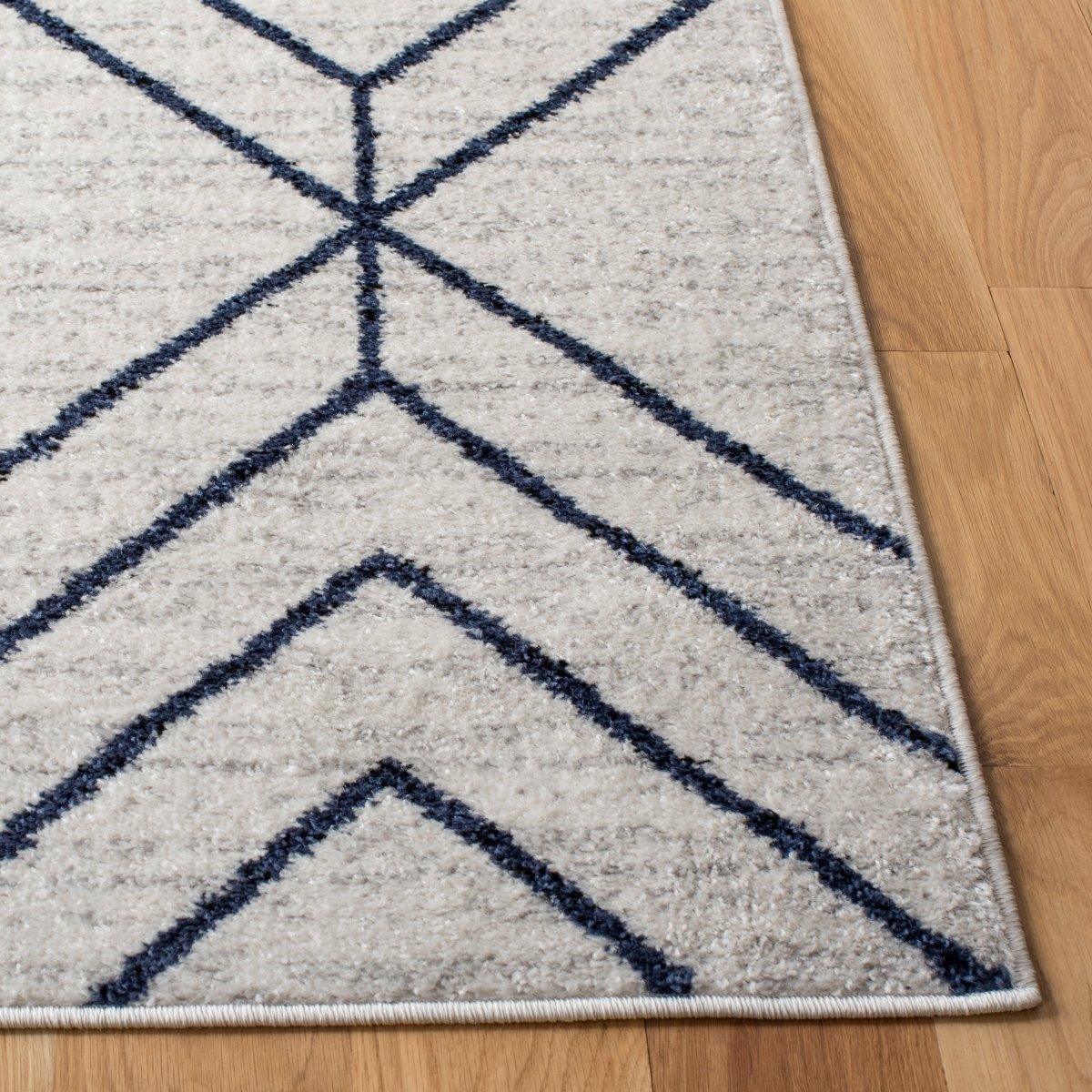 Safavieh Adirondack Adr241N Light Grey/Navy Rugs.