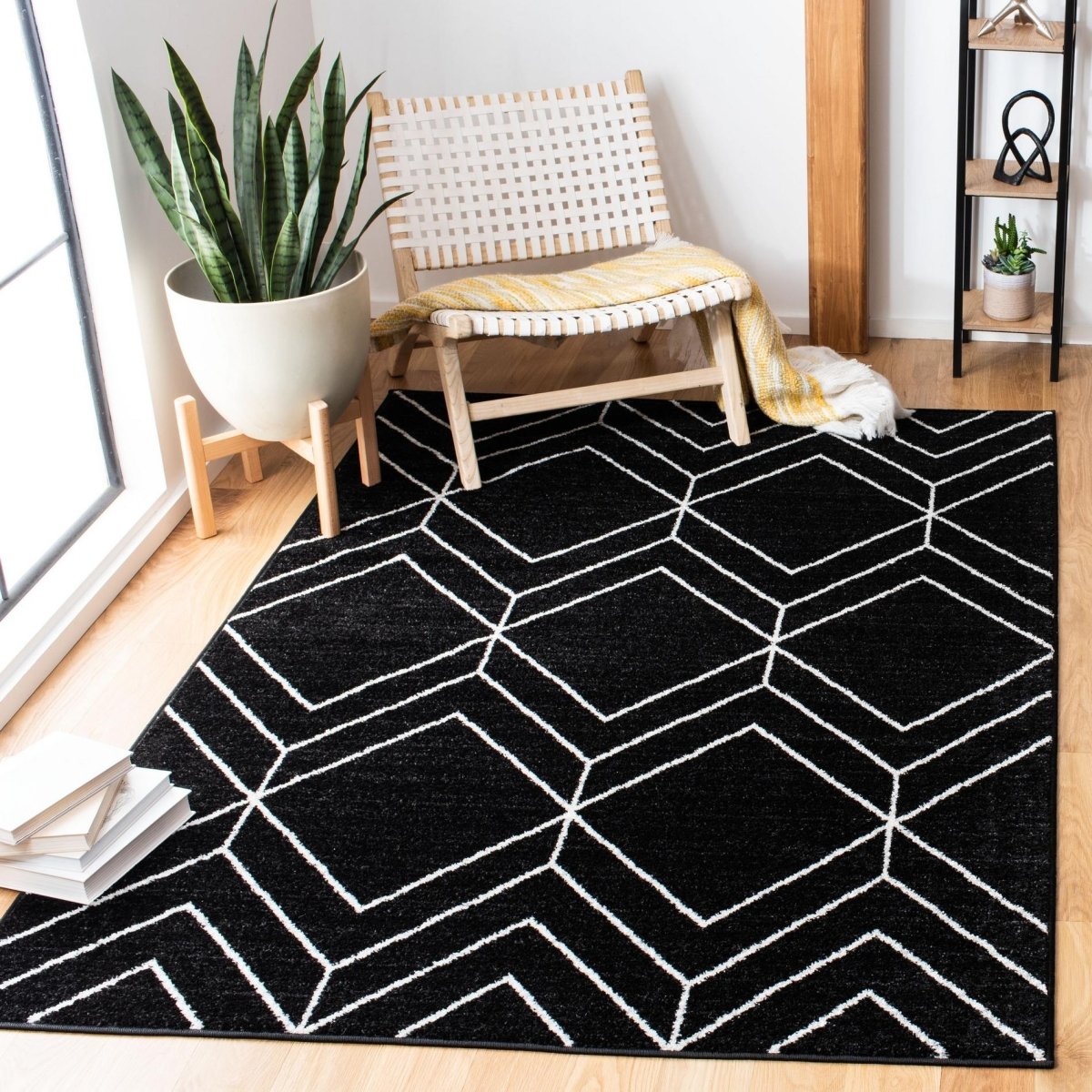 Safavieh Adirondack Adr241Z Black/Ivory Rug.