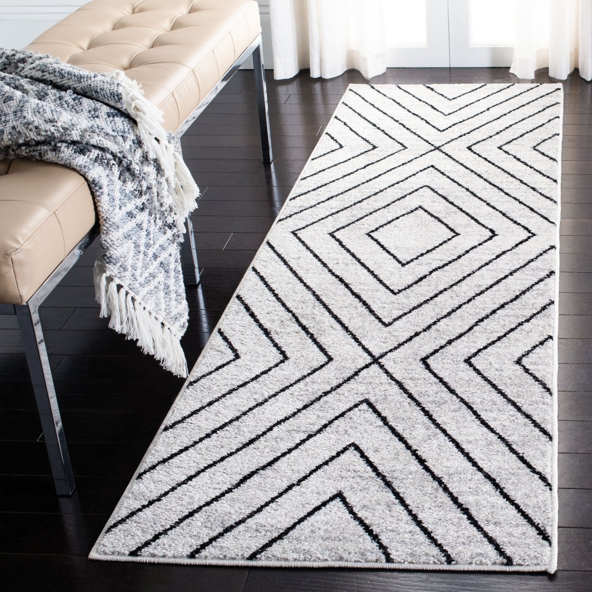 Safavieh Adirondack Adr251A Ivory/Grey Rug.